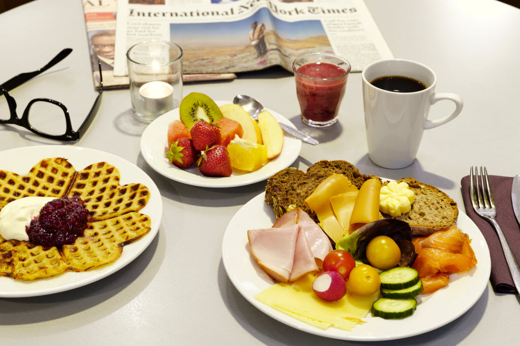 Copyright: : Elin Strömberg © 2015 Breakfast